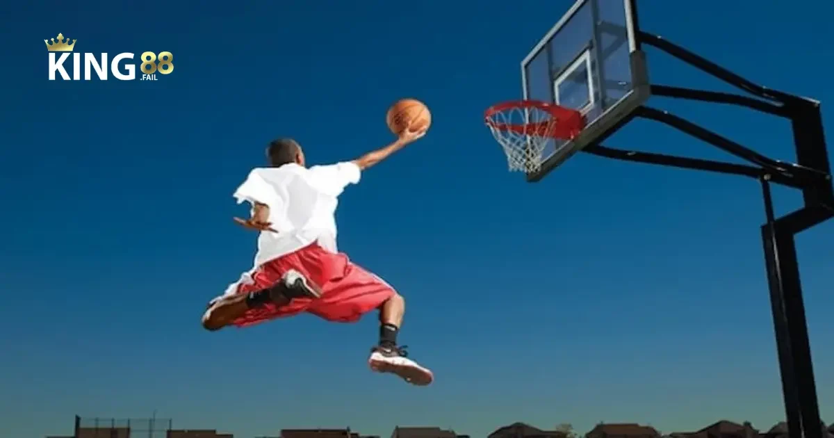 Tại sao nên chọn cá cược bóng rổ King88?